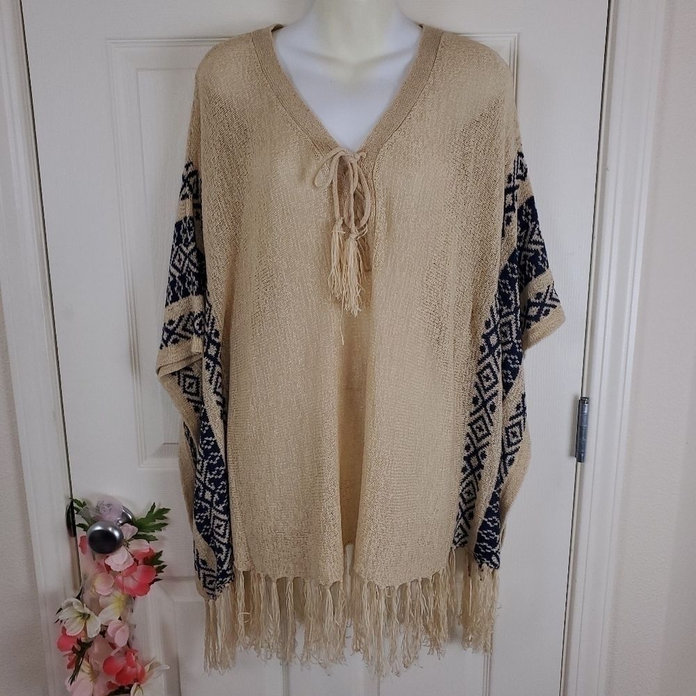California Moon Rise fringe tribal poncho pullover boho Size medium